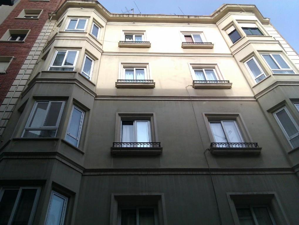 Apartamentos Express By Gaiarooms Barcelona Eksteriør billede